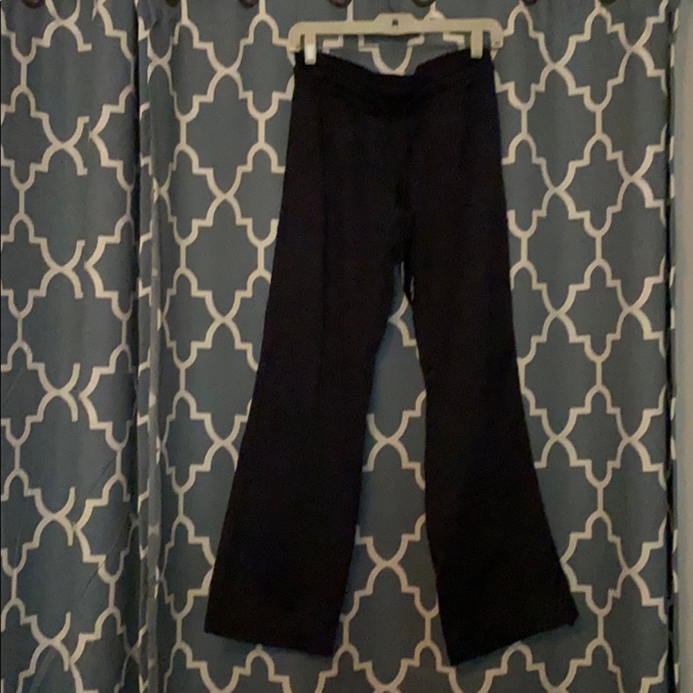 Under armor cold gear loose fitting pants